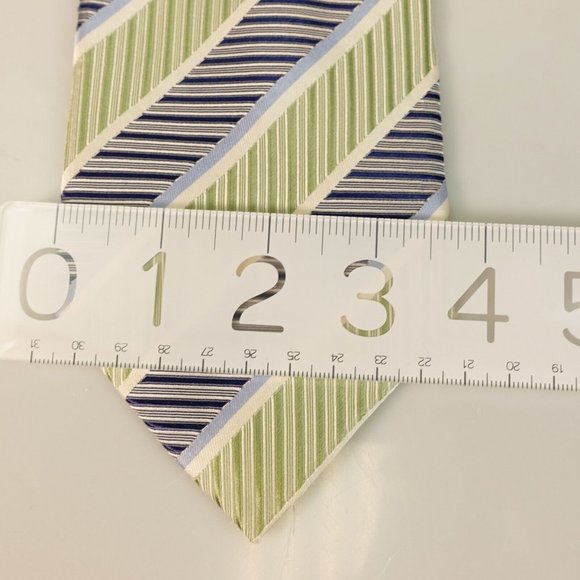 GEOFFREY BEENE Men's 100% Silk Lime Green Gray Neck Tie STANDARD Striped Chevron - Picture 10 of 13